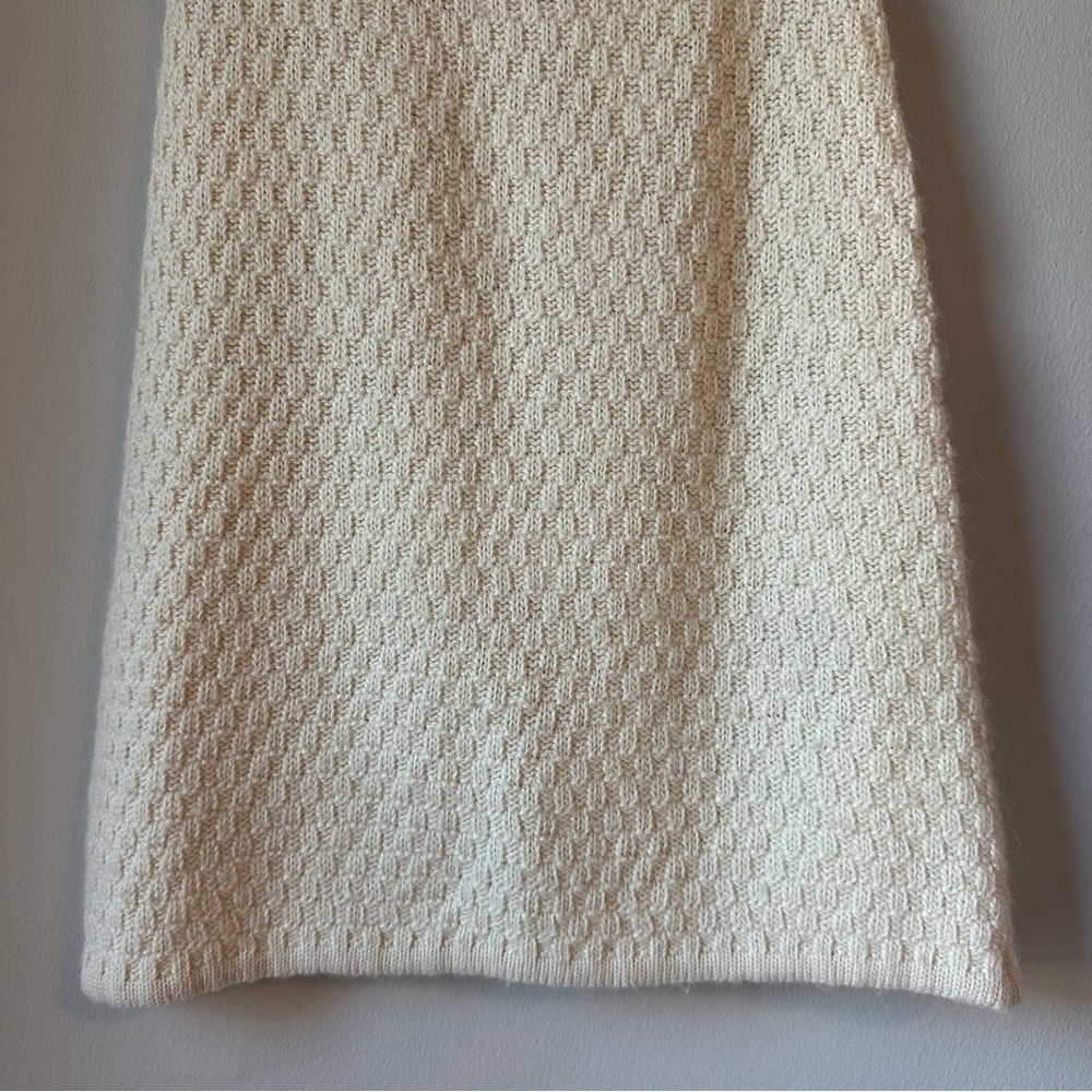 Design History Ivory Knit Dress Size 4T - Picture 9 of 9